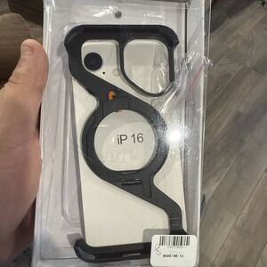 iPhone 16 Skelton Case